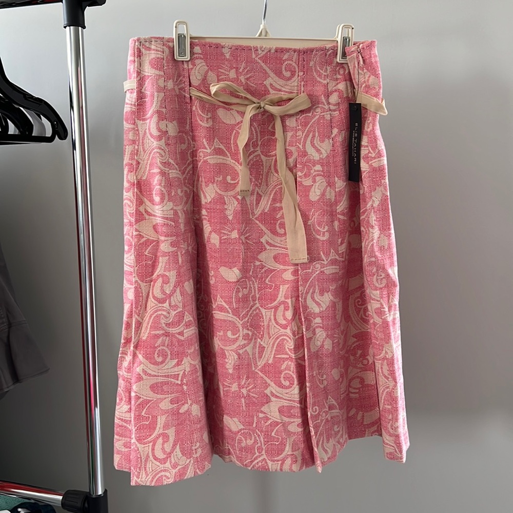 NWT Elie Tahari skirt
